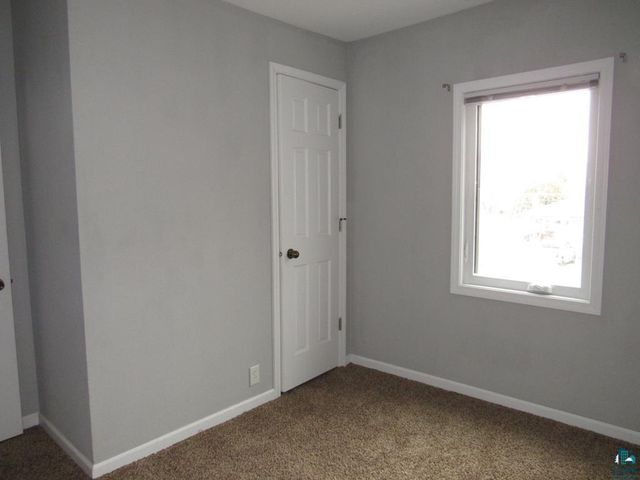 1806 Hughitt Ave, Superior, WI 54880