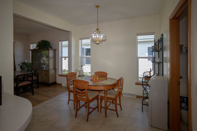 212 Rodeo Drive 2179, Grayslake, IL 60030