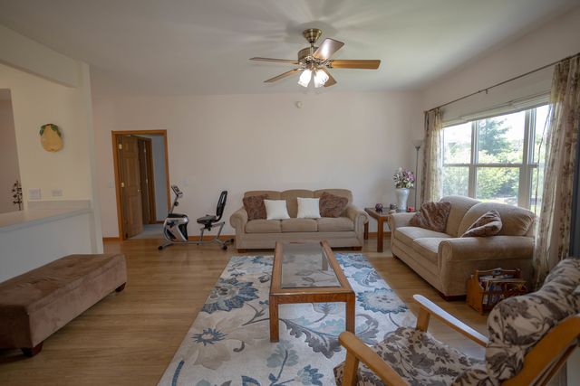 212 Rodeo Drive 2179, Grayslake, IL 60030