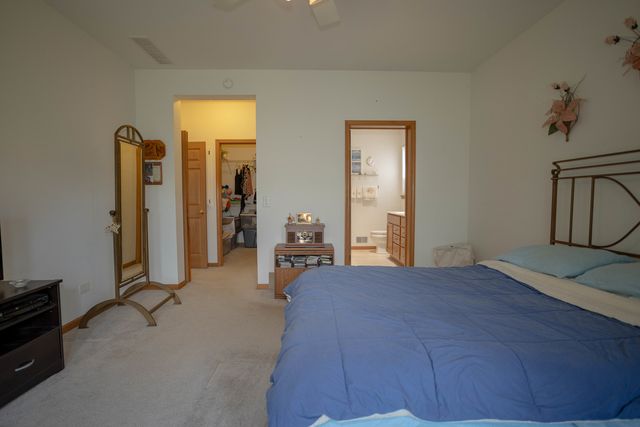 212 Rodeo Drive 2179, Grayslake, IL 60030