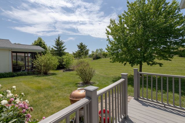 212 Rodeo Drive 2179, Grayslake, IL 60030