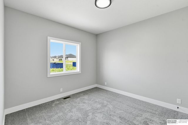 11755 S 125th Street, Papillion, NE 68046
