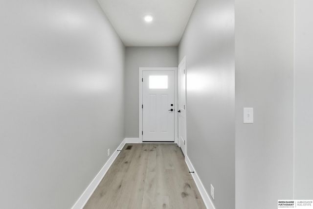 11755 S 125th Street, Papillion, NE 68046