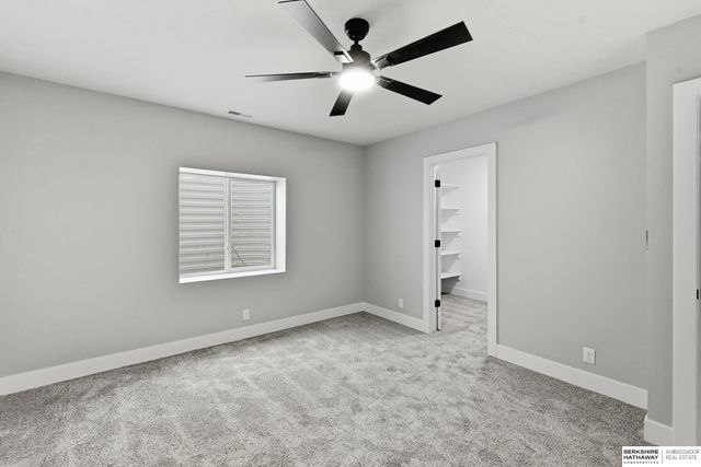 11755 S 125th Street, Papillion, NE 68046