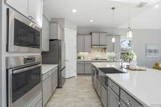 3231 Lilly Flower, San Antonio, TX 78253