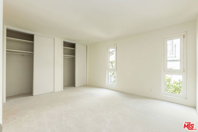 11789 Montana Avenue 9, Los Angeles, CA 90049