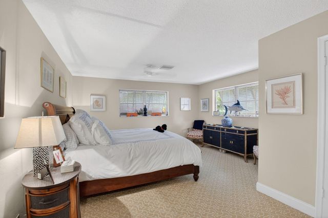 30 Spanish River Drive, Ocean Ridge, FL 33435