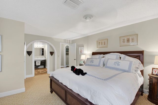 30 Spanish River Drive, Ocean Ridge, FL 33435