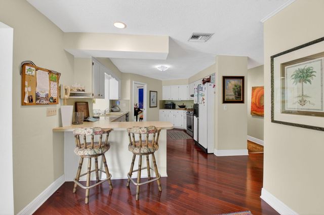 30 Spanish River Drive, Ocean Ridge, FL 33435