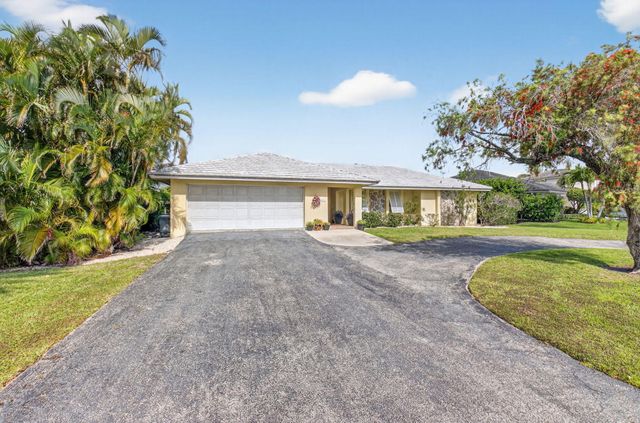 30 Spanish River Drive, Ocean Ridge, FL 33435