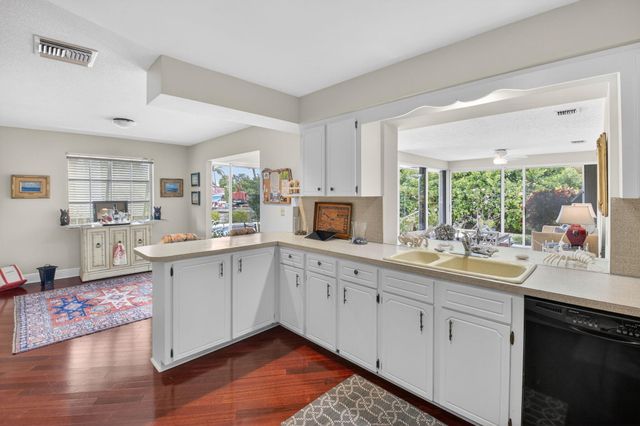 30 Spanish River Drive, Ocean Ridge, FL 33435