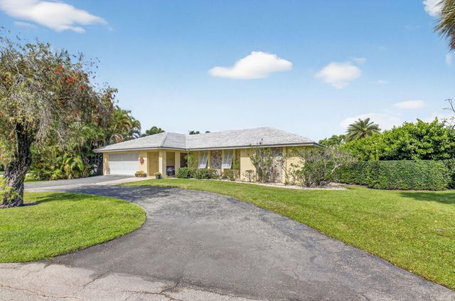 30 Spanish River Drive, Ocean Ridge, FL 33435