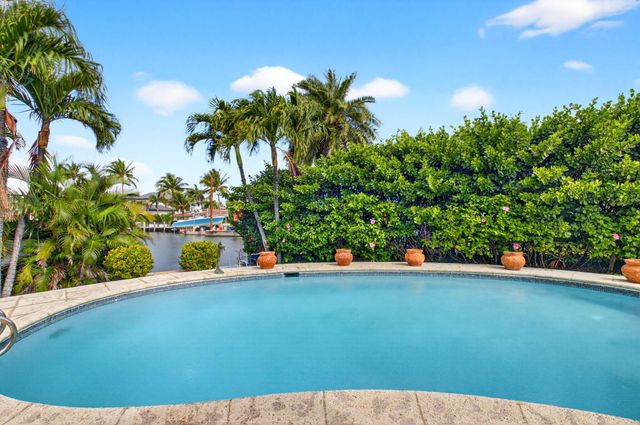 30 Spanish River Drive, Ocean Ridge, FL 33435