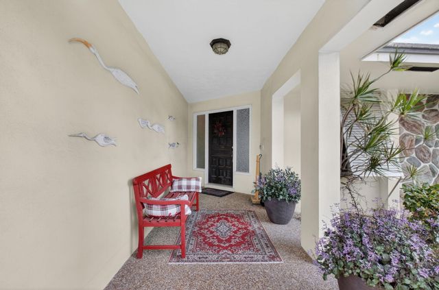 30 Spanish River Drive, Ocean Ridge, FL 33435