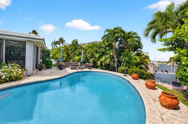 30 Spanish River Drive, Ocean Ridge, FL 33435