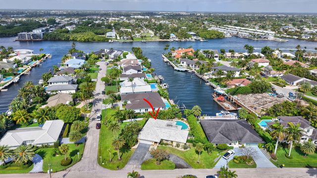 30 Spanish River Drive, Ocean Ridge, FL 33435