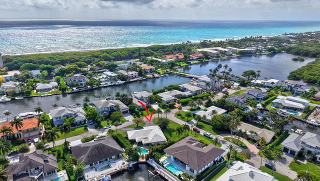 30 Spanish River Drive, Ocean Ridge, FL 33435