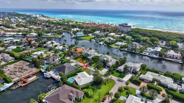30 Spanish River Drive, Ocean Ridge, FL 33435