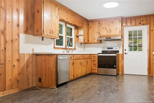 3022 Stedman Cedar Creek Road, Fayetteville, NC 28312