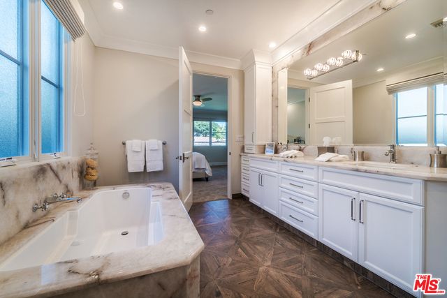 810 S Catalina Avenue B, Redondo Beach, CA 90277