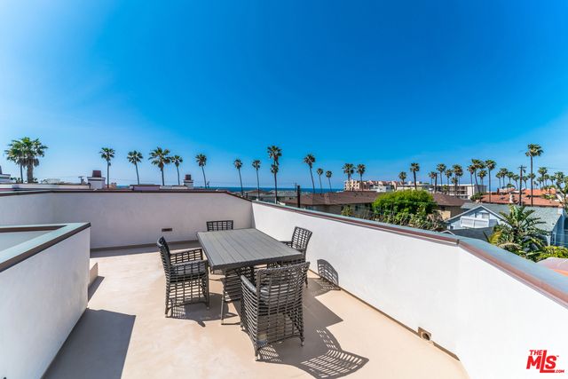 810 S Catalina Avenue B, Redondo Beach, CA 90277