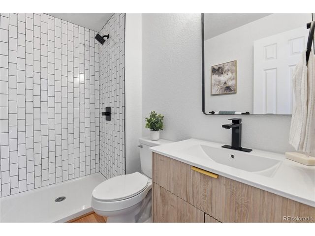 4482 Fairplay Way, Denver, CO 80239