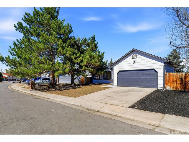 4482 Fairplay Way, Denver, CO 80239