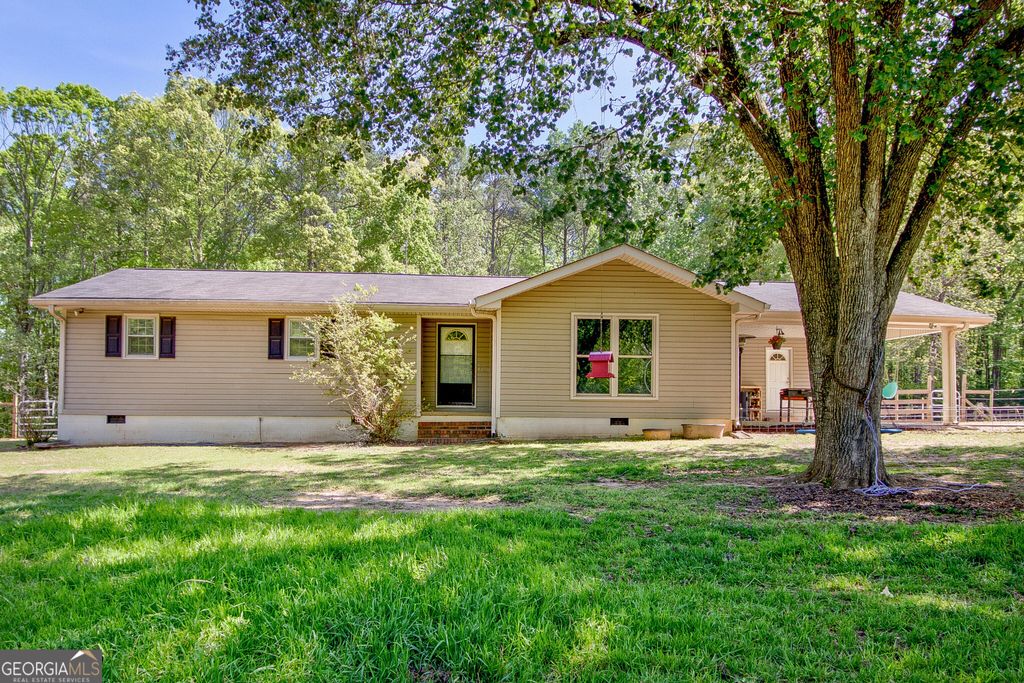 404 Tranquil Cemetary Road, Senoia, GA 30276