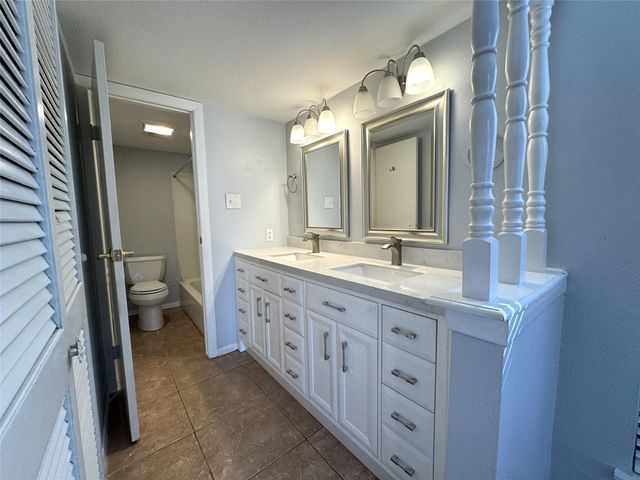 4001 Nasa Parkway 140, El Lago, TX 77586