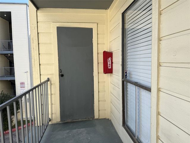 4001 Nasa Parkway 140, El Lago, TX 77586