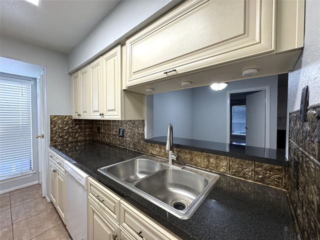 4001 Nasa Parkway 140, El Lago, TX 77586