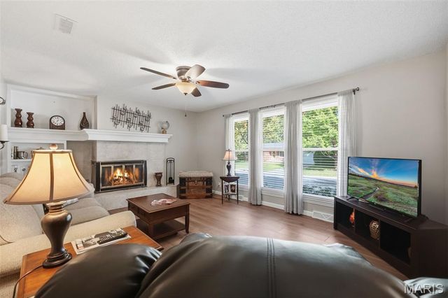 35 Connie Drive, St Charles, MO 63301