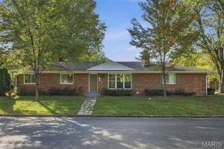 35 Connie Drive, St Charles, MO 63301