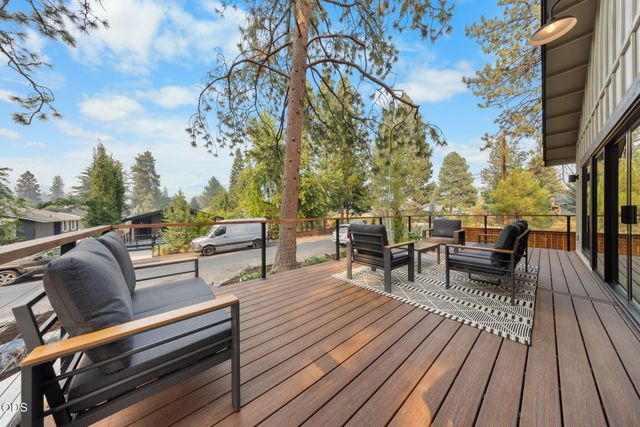 1315 NW Elgin Avenue 1 & 2, Bend, OR 97703