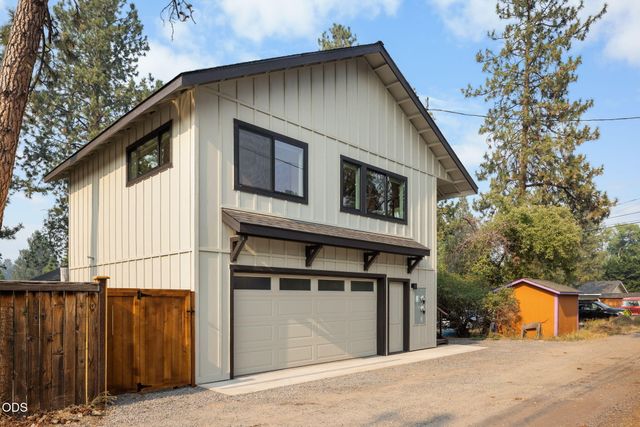 1315 NW Elgin Avenue 1 & 2, Bend, OR 97703