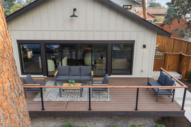 1315 NW Elgin Avenue 1 & 2, Bend, OR 97703