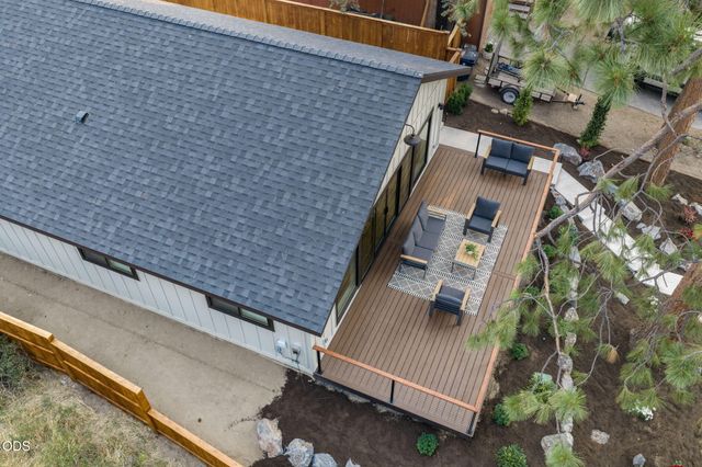 1315 NW Elgin Avenue 1 & 2, Bend, OR 97703