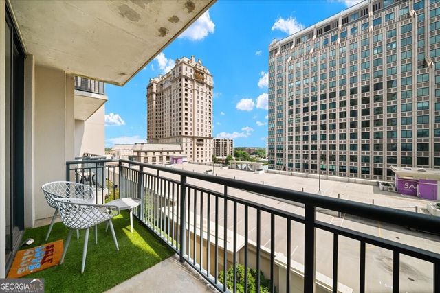 3040 Peachtree Road NW 702, Atlanta, GA 30305