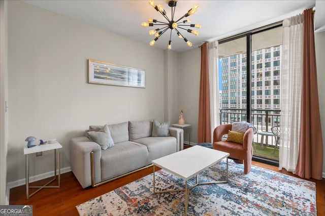 3040 Peachtree Road NW 702, Atlanta, GA 30305