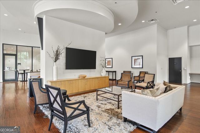 3040 Peachtree Road NW 702, Atlanta, GA 30305