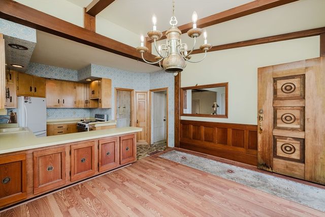 83 Dudley St, New Bedford, MA 02744