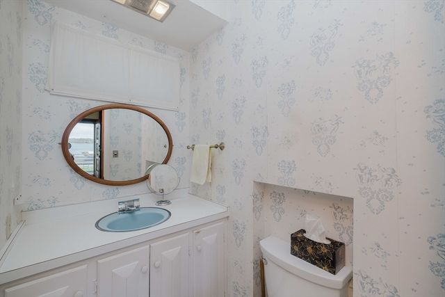 83 Dudley St, New Bedford, MA 02744
