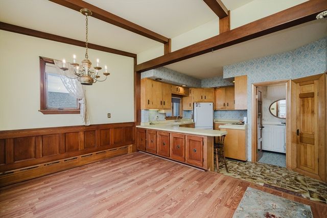 83 Dudley St, New Bedford, MA 02744