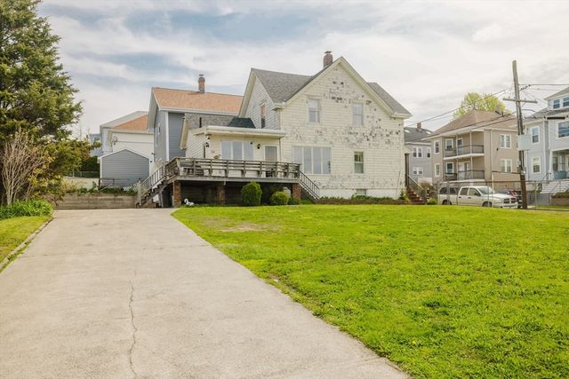 83 Dudley St, New Bedford, MA 02744