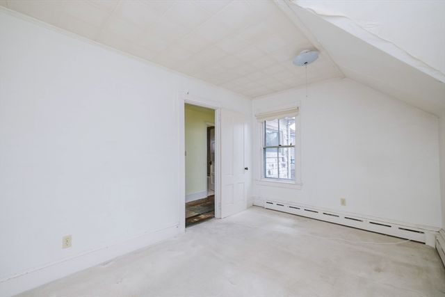 83 Dudley St, New Bedford, MA 02744