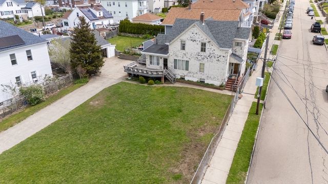 83 Dudley St, New Bedford, MA 02744