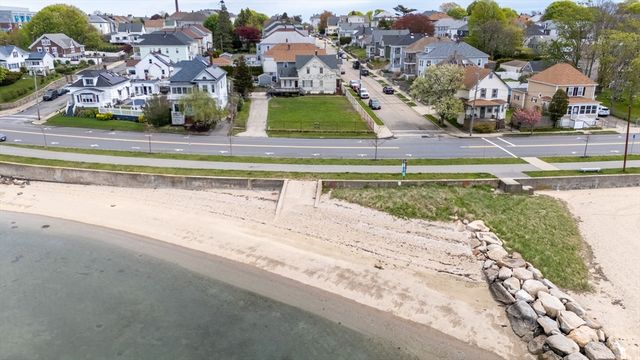 83 Dudley St, New Bedford, MA 02744