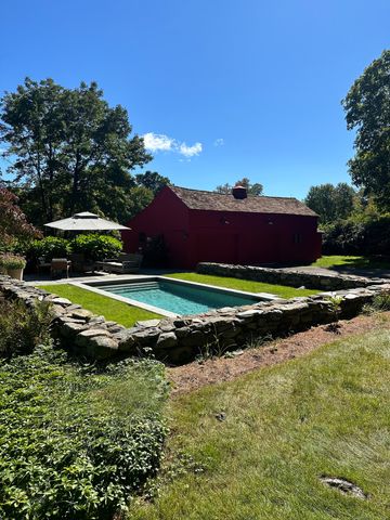 245 West Street, Morris, CT 06763