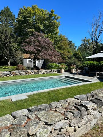 245 West Street, Morris, CT 06763