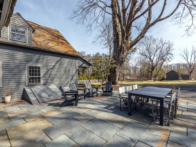 245 West Street, Morris, CT 06763